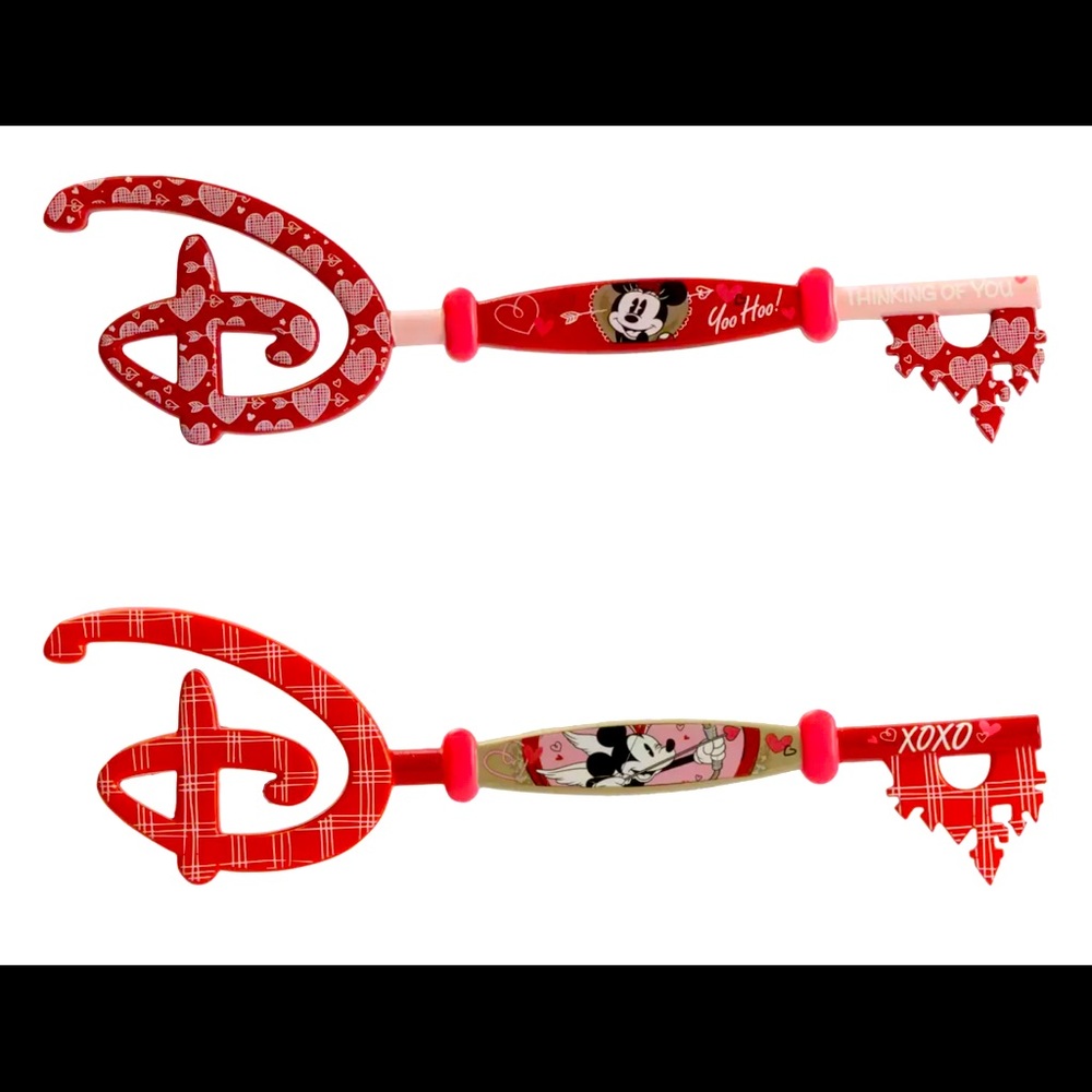 Disney Mickey and Minnie Valentine’s Day collectible keys